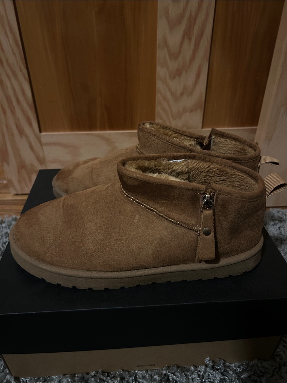 Women's Faux-Shearling Lined Ankle Winter Boots in Chestnut
